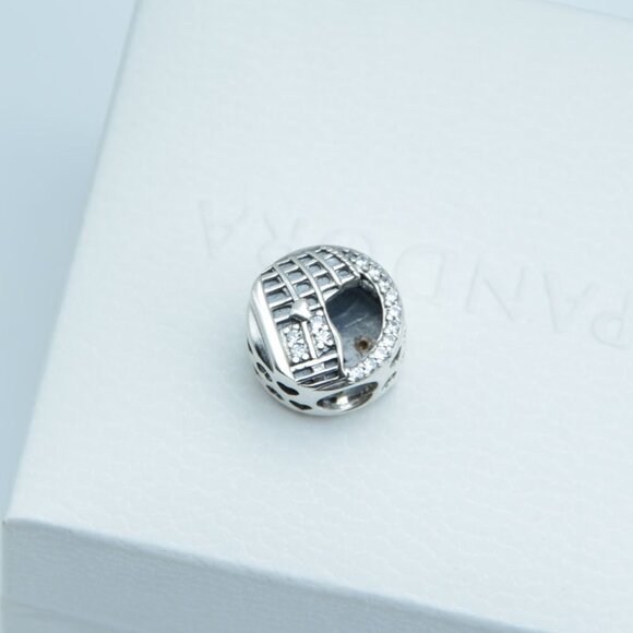 Pandora Rome Colosseum Openwork Charm - Picture 5 of 6